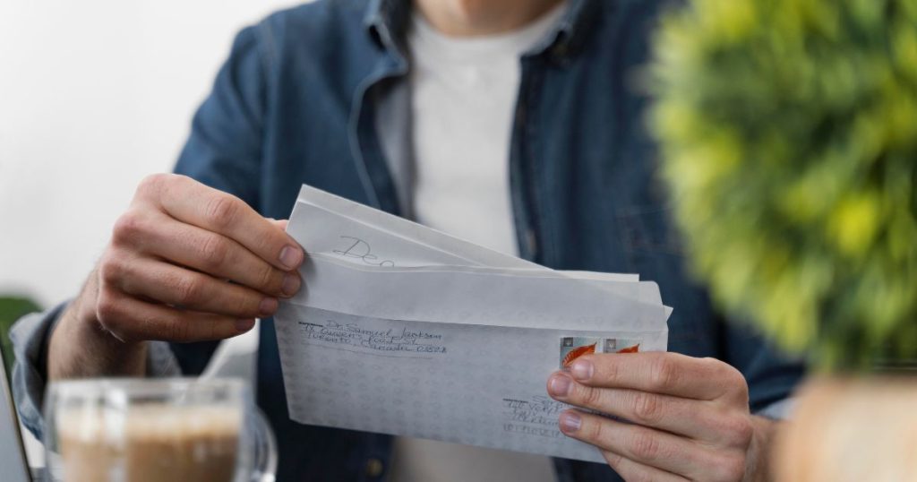 How to Mail a Check: Step-by-Step Guide for You
